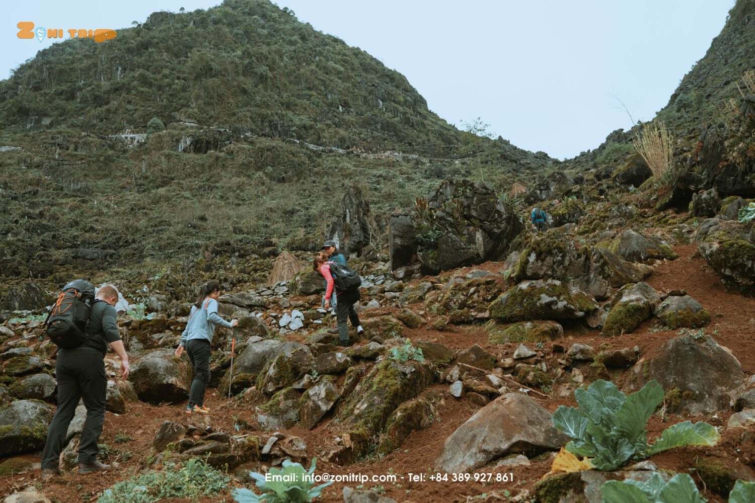 Trekking Hagiang tour