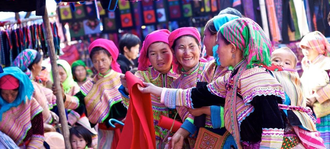 Bac Ha Market, Sapa, zonitrip