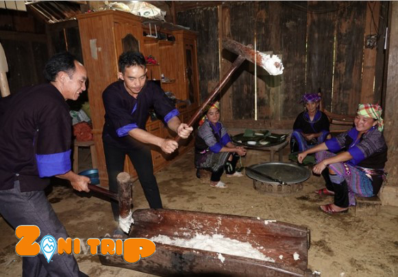 Giay cake- Tet holiday of Hmong people in Mu Cang CHai