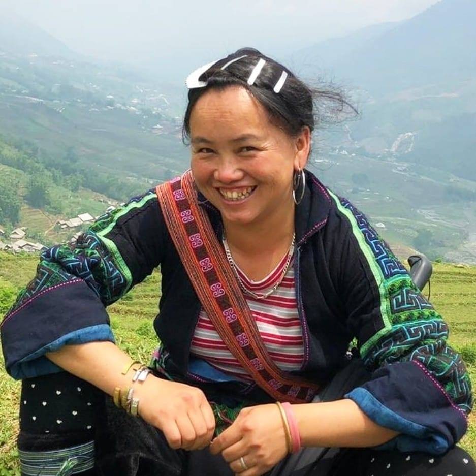 Ms Sy- Trekking guide Sapa Ms Sy- Trekking guide Sapa