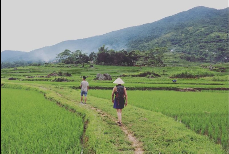 trekking Pu Luong tour
