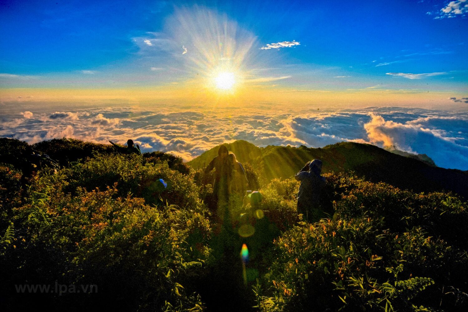 Trekking Fansipan- Lao Than