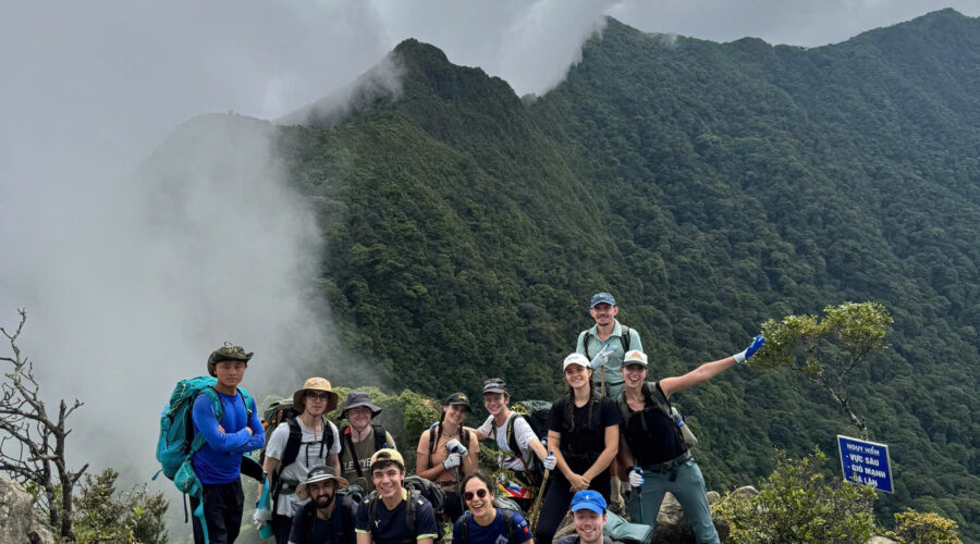 Trek Ta Xua mountain, Tram tau, orgnized by zonitrip