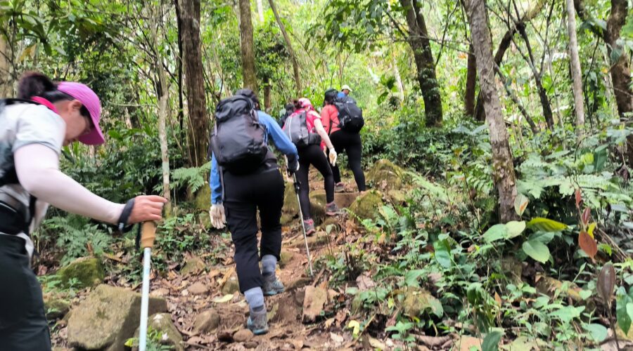 Trekking Ta Lien Son- ZOnitrip