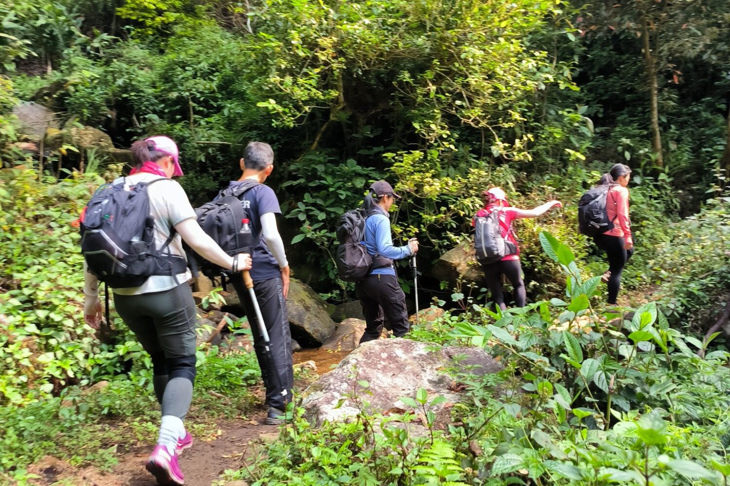 Trekking Ta Lien Son- ZOnitrip