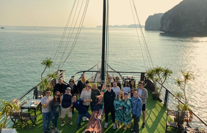 serenity cruise in Lan Ha Bay serenity cruise in Lan Ha Bay