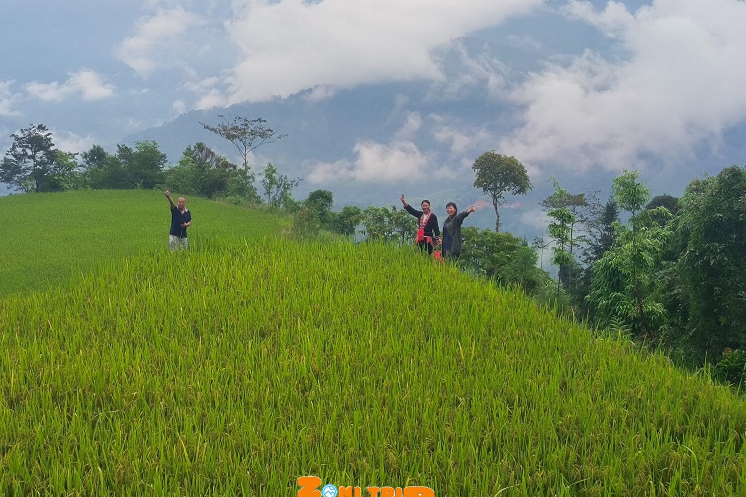 Trekking Hoang su phi- zonitrip