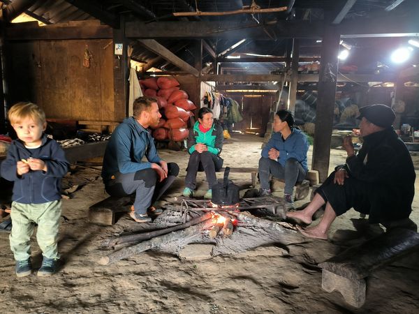 Motorbike Tram Tau tour with zonihome