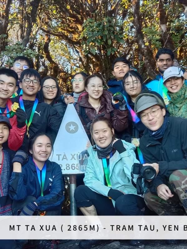 Trek Ta XUa- team singapore-zonitrip