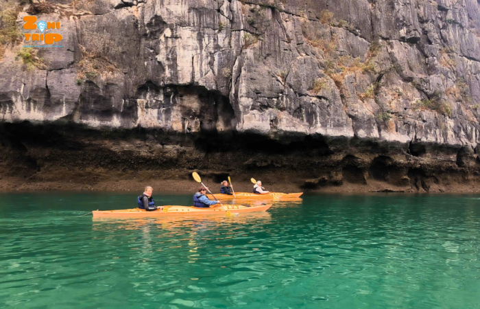 Halong bay- kayaking- zonitrip 3 Halong bay- kayaking- zonitrip 2