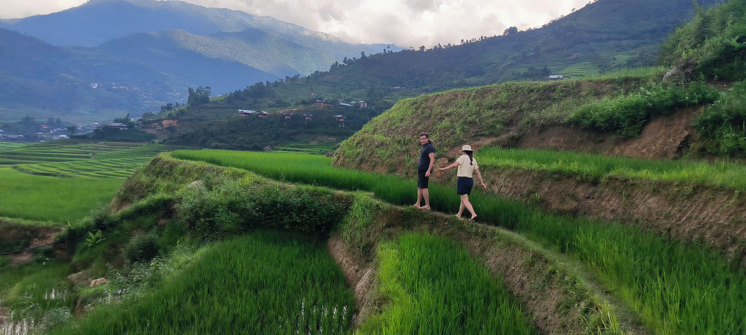 Trekking and Motorbike Mu Cang Chai- zonitrip